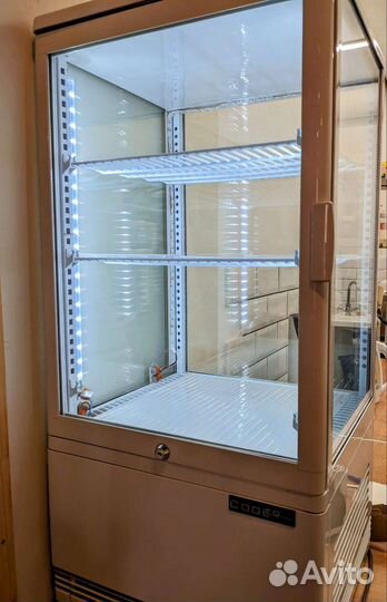 Холодильная витрина Cooleq CW-70