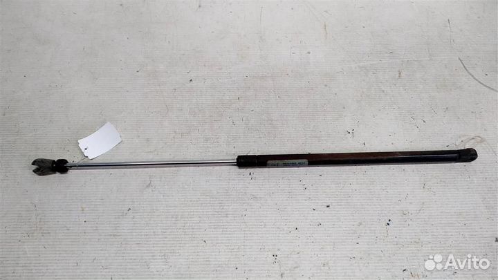 Амортизатор двери багажника запчасти