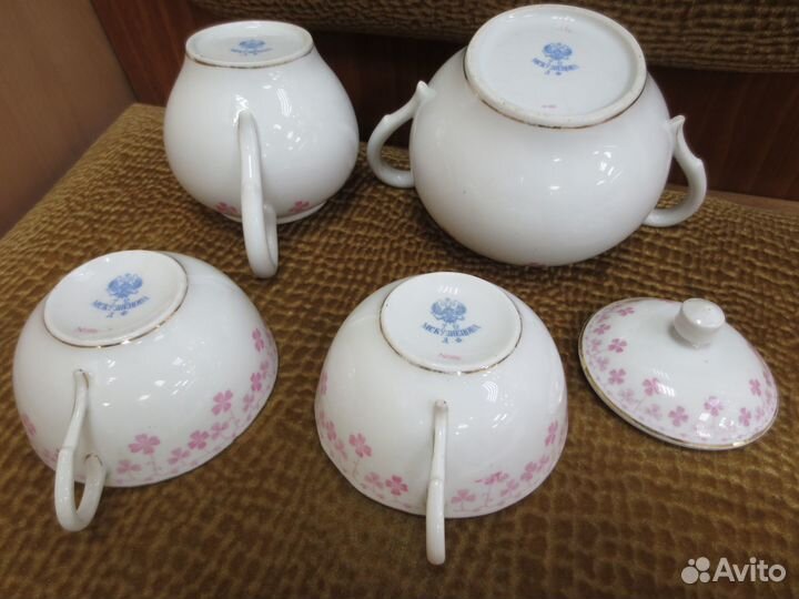 Фарфоровый сервиз М.С. Кузнецова