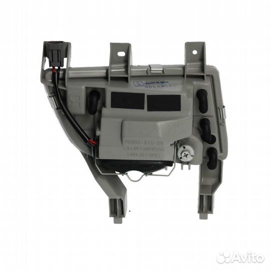 Противотуманная фара левая Mazda 323 BJ