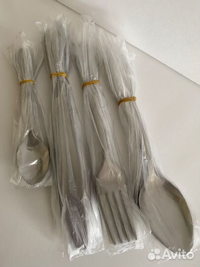 Набор столовых приборов 24