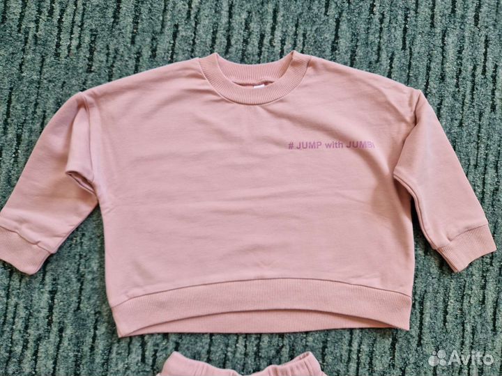 Свитшот и шорты, костюм