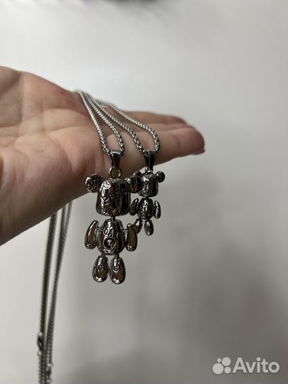 Цепочка с кулоном мишка