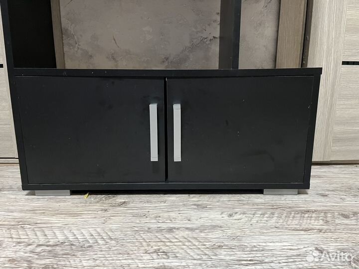 Книжные полки