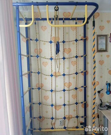 Спортивный турник для детей