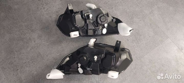 Фары аналоговые Шевроле Трейлблейзер 2013