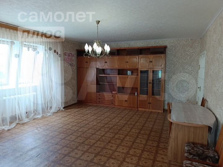 3-к. квартира, 105 м², 5/5 эт.