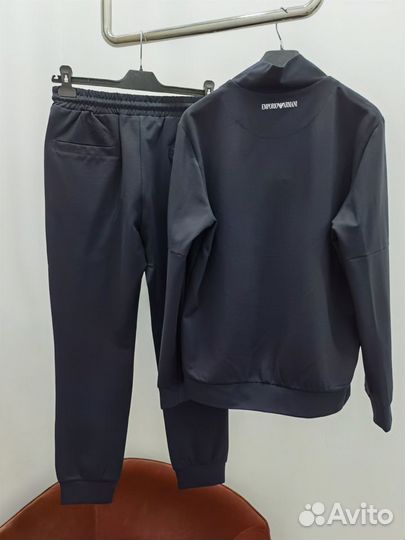 Спортивный костюм мужской новый