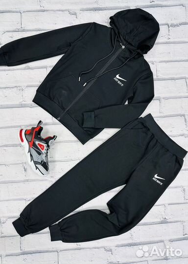 Спортивный костюм для мальчика черный 122-158 см