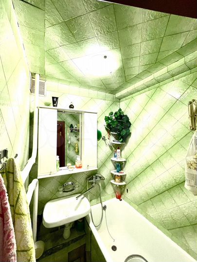 2-к. квартира, 52 м², 1/5 эт.