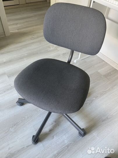 Компьютерное кресло икеа блекбергет