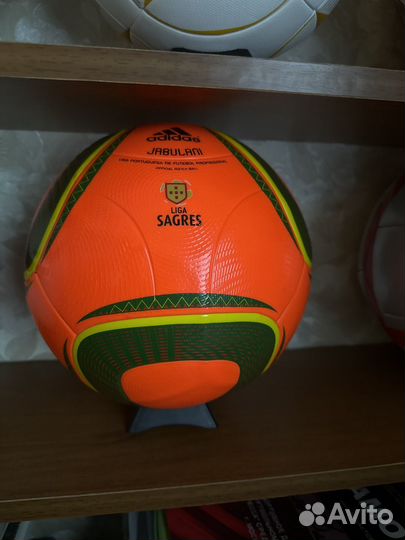 Футбольный мяч adidas jabulani