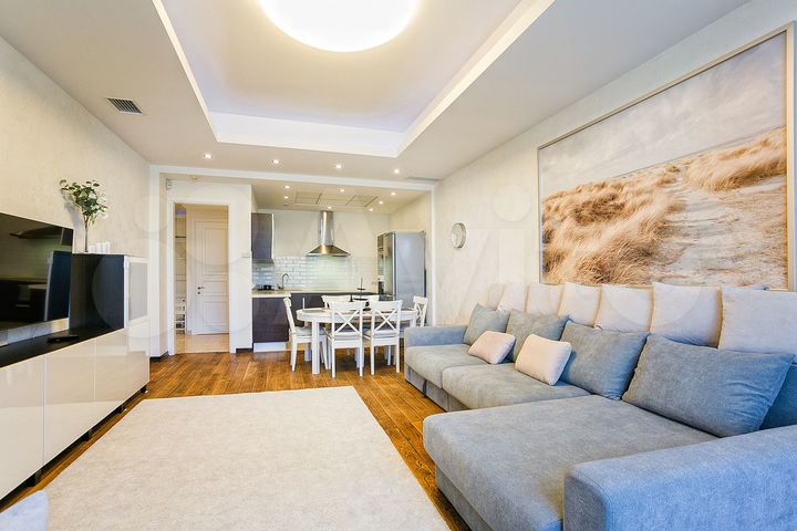 2-к. квартира, 109 м², 3/9 эт.