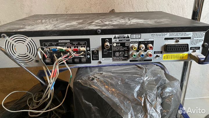 Домашний кинотеатр LG 700Вт