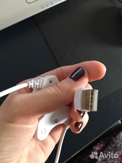 Зарядное устройство для умных часов