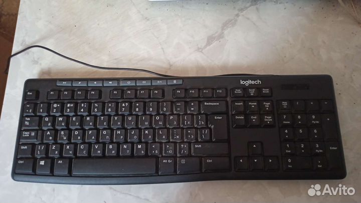 Клавиатура офисная Logitech K200