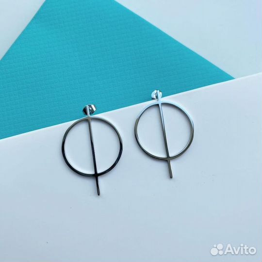 Новинка: серьги-минимализм