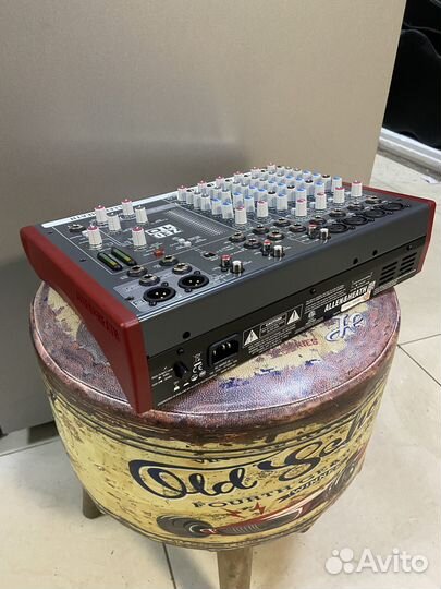 Микшерный пульт Allen Heath ZED-10