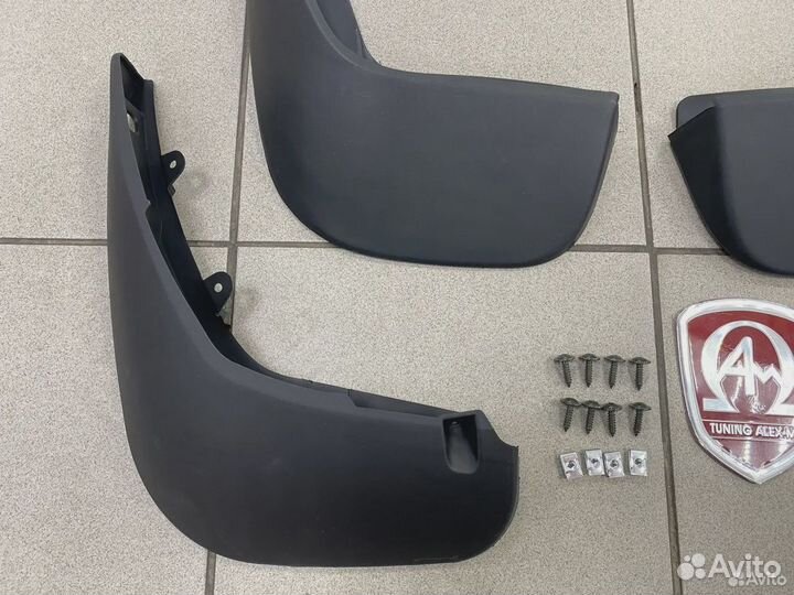 Брызговики без электро порогов LR Vogue L405 2012+