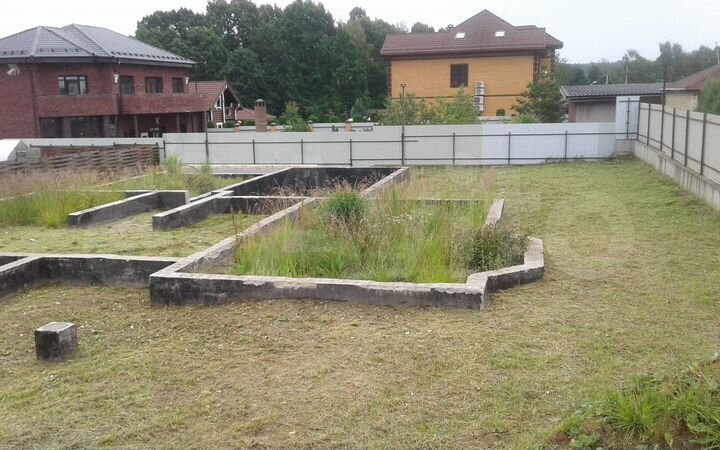 Участок 10 сот. (ИЖС)