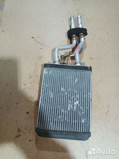 Радиатор отопителя Toyota Hiace 1999г дельфин