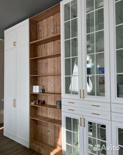 Шкаф распашной