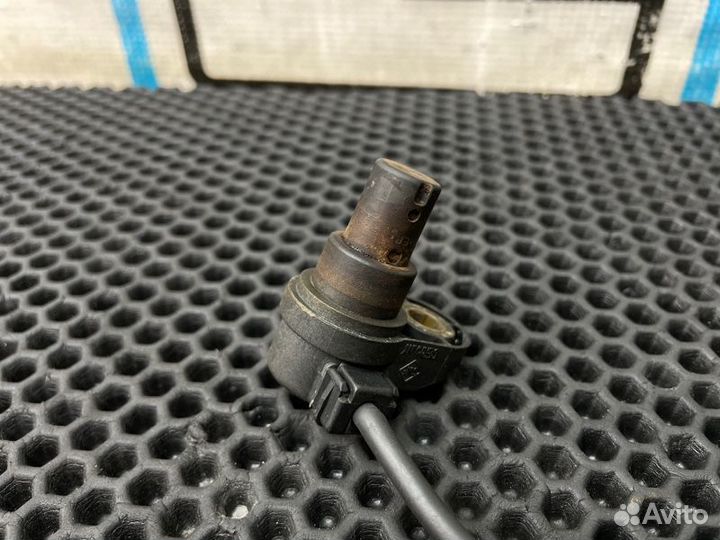 Датчик распредвала Land Rover Range Rover 3 L322