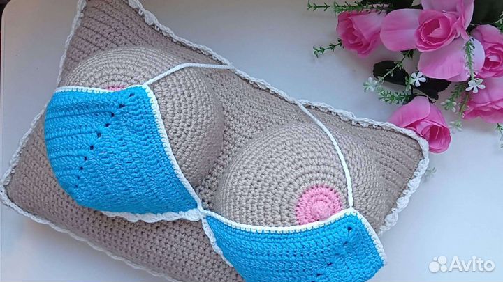 Подушка грудь