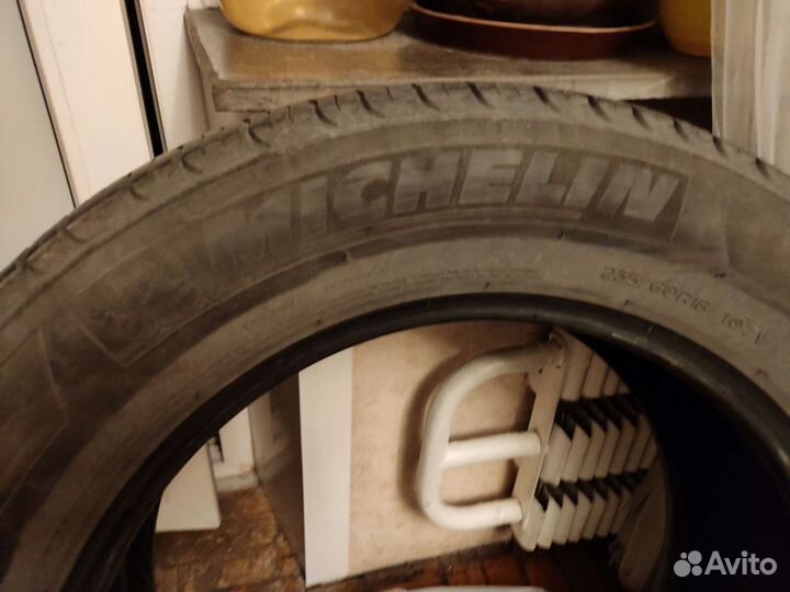 Michelin Latitude X-Ice 235/60 R18