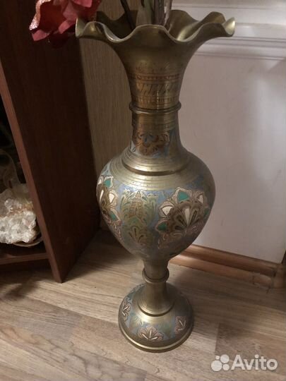 Продам вазу из латуни