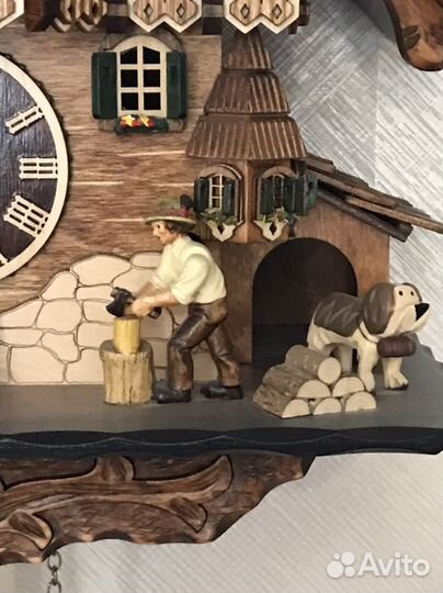 Часы настенные с кукушкой