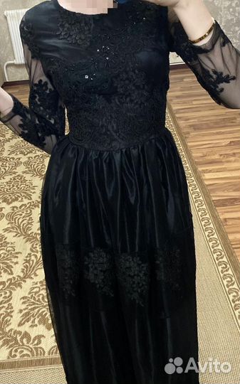 Вечернее платье