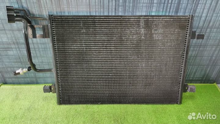 Радиатор кондиционера Audi A6 C5 AZA 2001