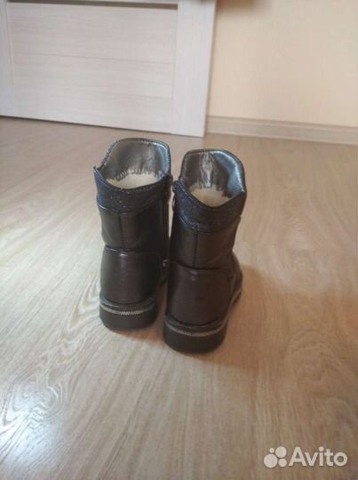 Сапожки для девочки