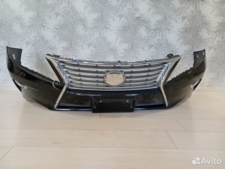 Бампер передний Lexus