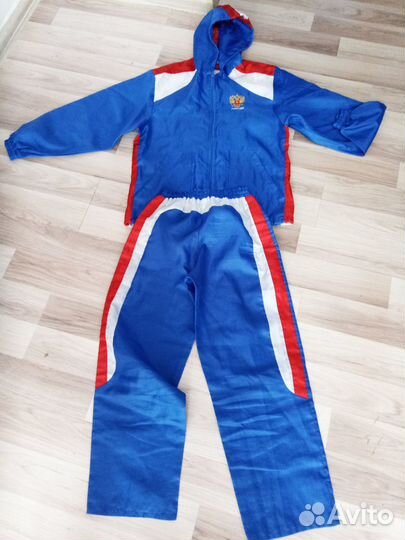 Спортивный костюм для бега сгонка 40 размер