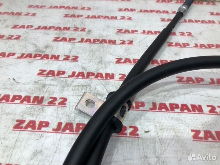 Трос ручника левый Mitsubishi Pajero Sport 2 6B31