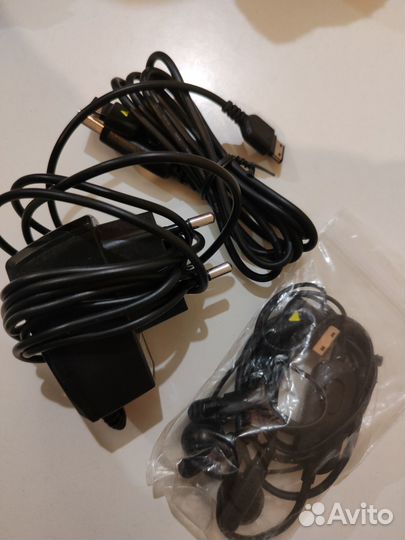 Гарнитура Samsung зарядное Samsung дата-кабель