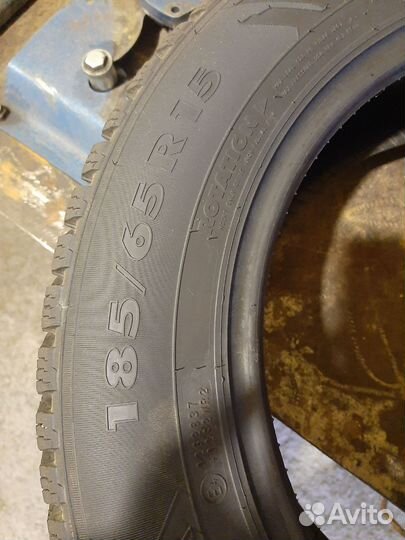 Ikon Tyres Nordman 8 185/65 R15