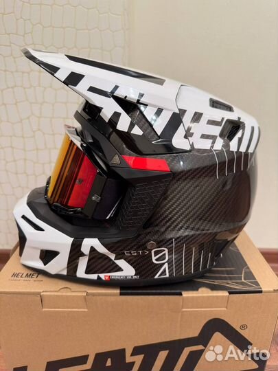 Шлем эндуро Leatt Moto 9.5 Carbon Helmet Kit White