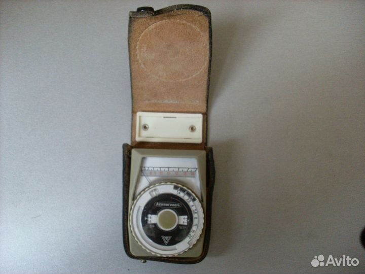 Фотоэкспонометр Ленинград4(раритетик)