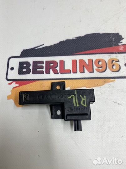 Антенна задняя левая Audi A6 Allroad 4G cgwd 2014