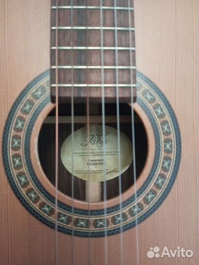 Классическая гитара La Patrie