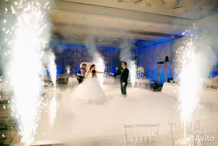 Тяжёлый дым на свадьбу. Запуск холодных фонтанов