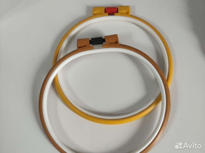 Пяльцы для вышивания пластиковые 3 шт