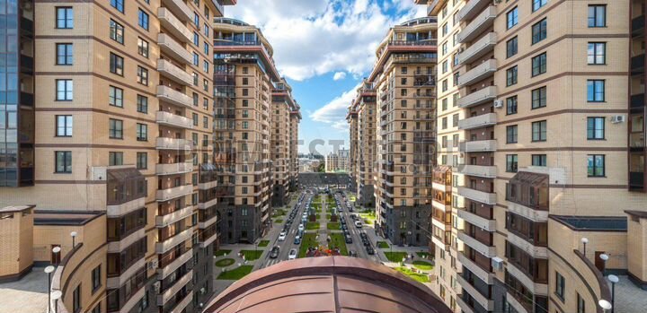 Машиноместо, 10 м²