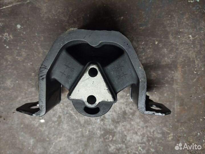 Опора двигателя daewoo nexia