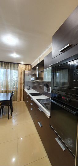 3-к. квартира, 115 м², 3/7 эт.