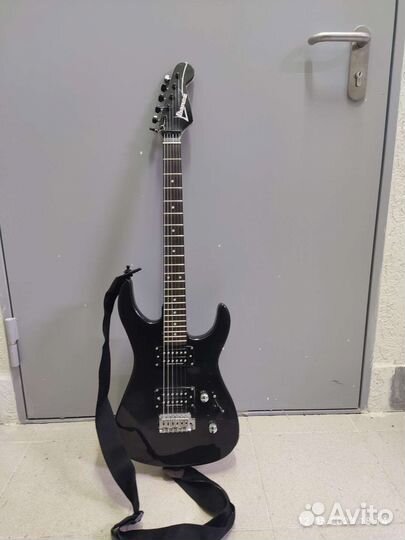 Электрогитара