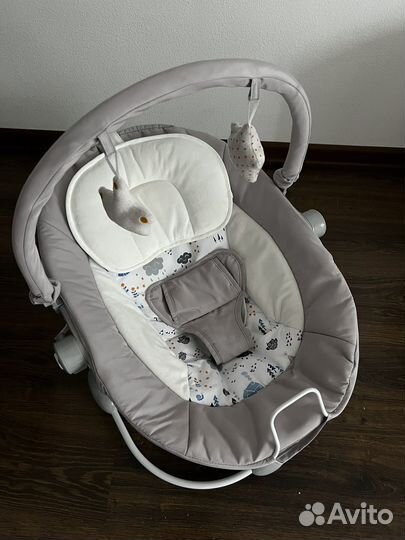 Шезлонг для новорожденных